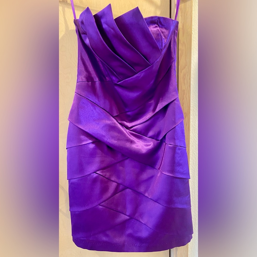 Gorgeous purple cocktail dress